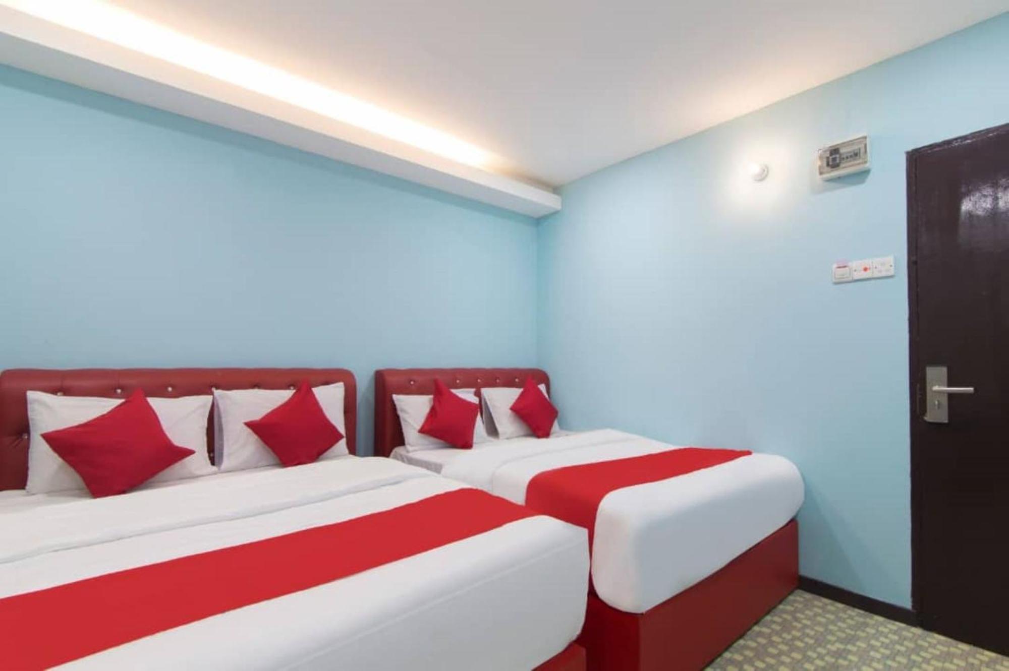 Star Hotel Port Dickson Bagian luar foto